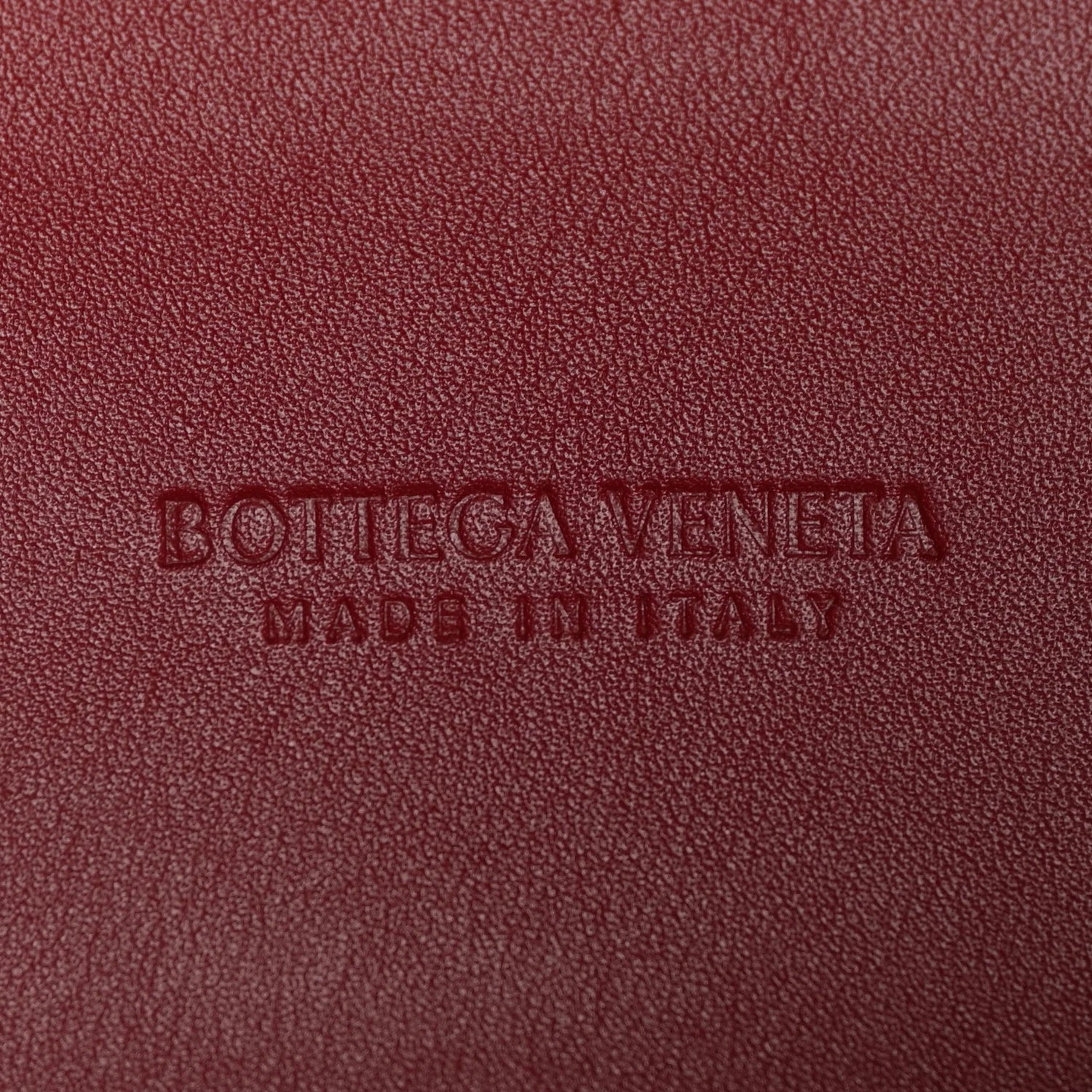 Bottega Veneta - Silky Calfskin Medium Andiamo Shoulder Bag Rosewood Space