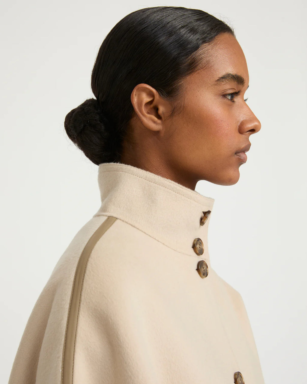 YVES SALOMON LUXURY OUTERWEAR | CROPPED CASHMERE CAPE JACKET