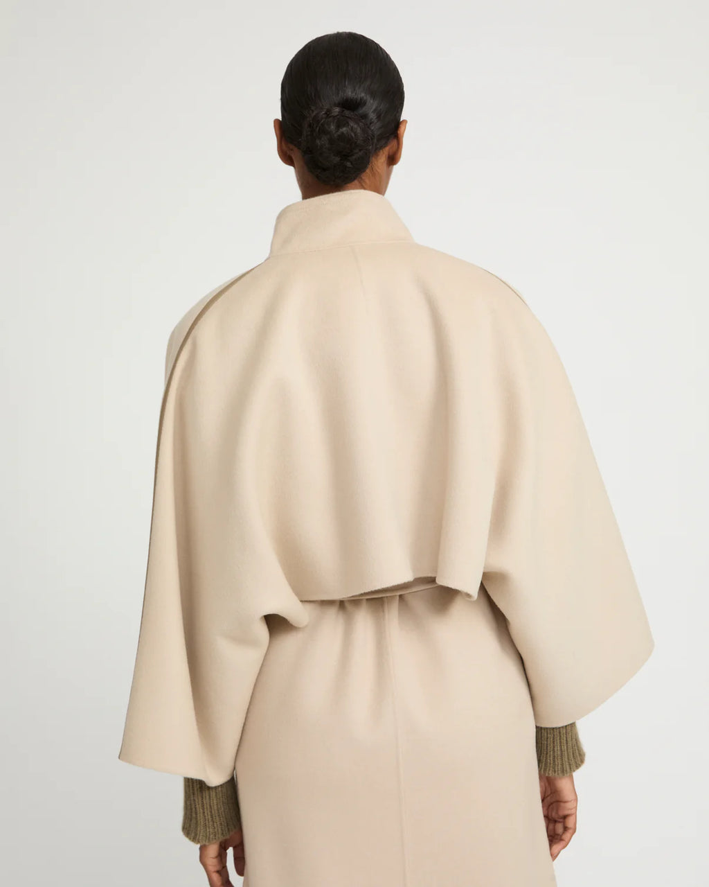 YVES SALOMON LUXURY OUTERWEAR | CROPPED CASHMERE CAPE JACKET