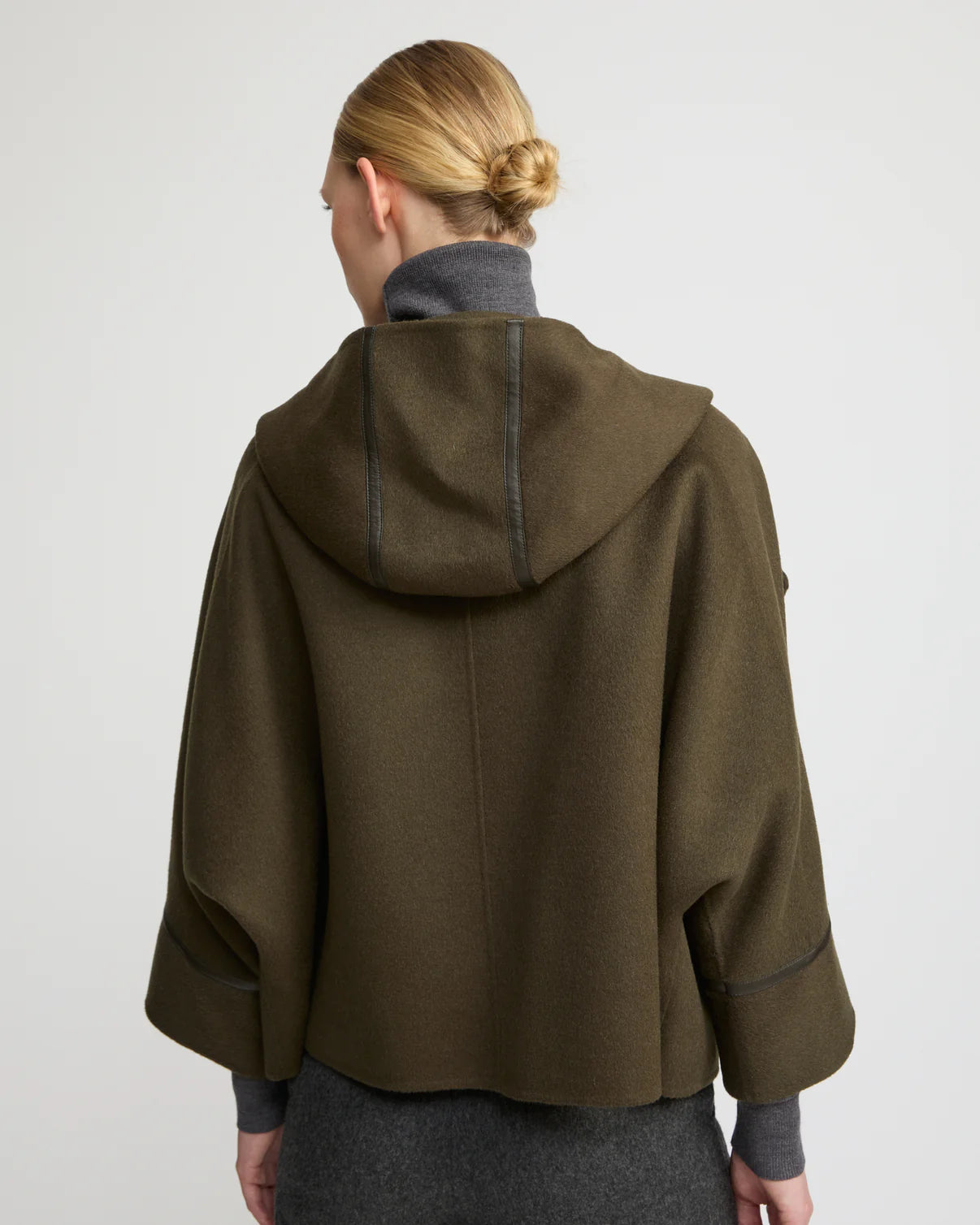 CASHMERE WOOL JACKET WITH LEATHER TRIM | YVES SALOMON LUXURY KHAKI OUTERWEAR