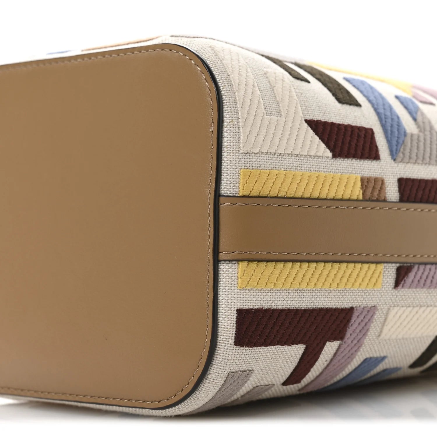 FENDI - Canvas Vitello King  Mini Mon Tresor Bucket Bag Dusty Mauve Cappuccino Multicolo