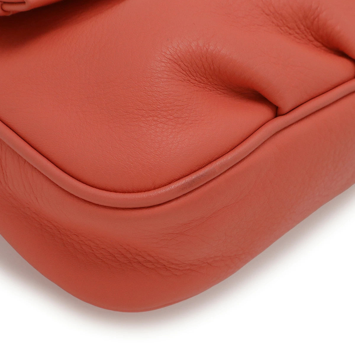 Fendi 8M0276 Chain Pochette & Clutch in Coral Pink Leather with Gold Hardware – Pre-Owned