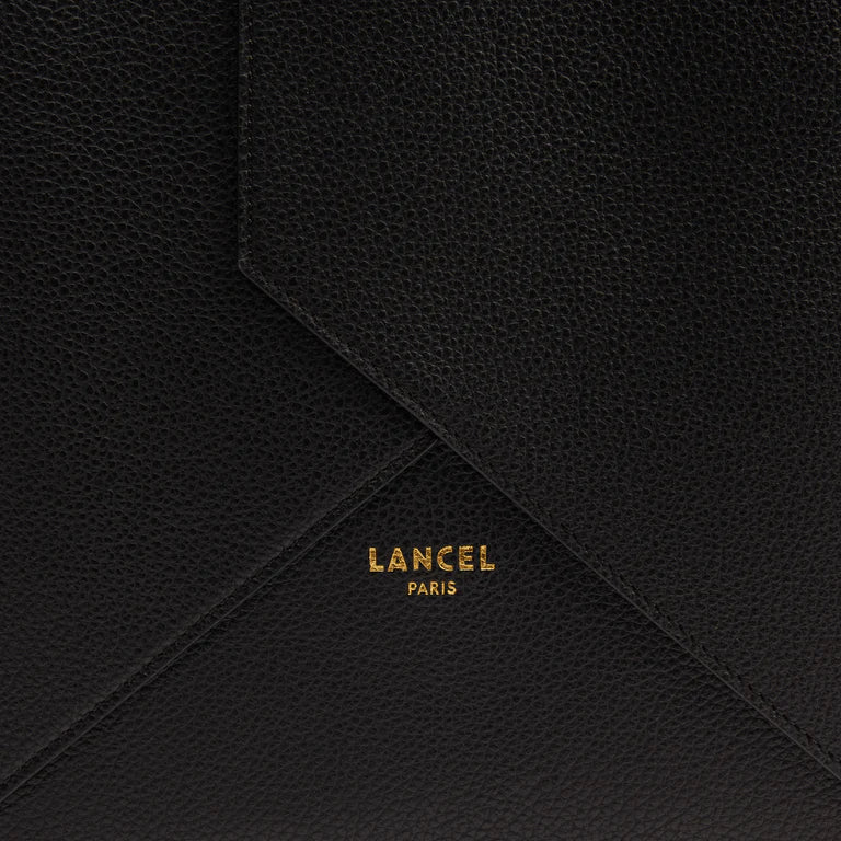 LANCEL'S ENVELOPE BAG