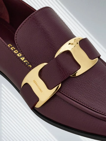 FLAT MAXI MOCCASIN VARA – WOMEN’S LEATHER MOCCASIN WITH OVERSIZED VARA BOW