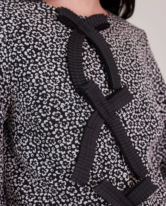 ANGEL – A/F BLACK FLORAL JACQUARD CROPPED JACKET | COUTURE-INSPIRED STATEMENT PIECE