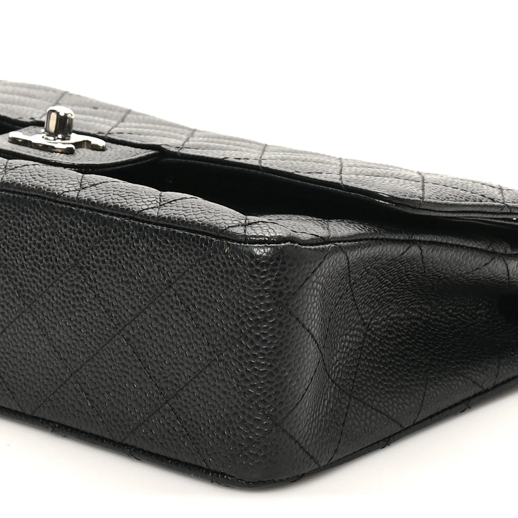 Chanel — Classic Flap Bag Medium